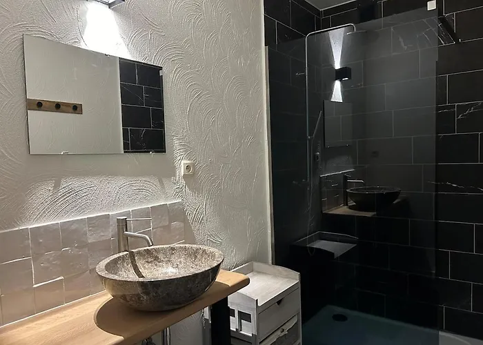 Apartment Gezellig Met Terras In Het *